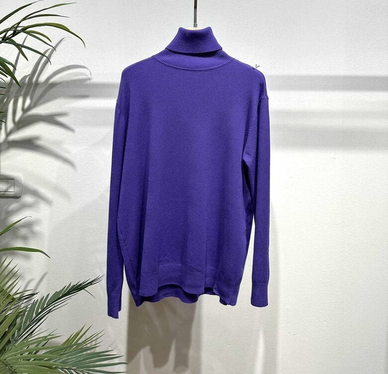 Džemperis - bītlene ar augsto apkakli un viskozi Violets Universāls izmērs 